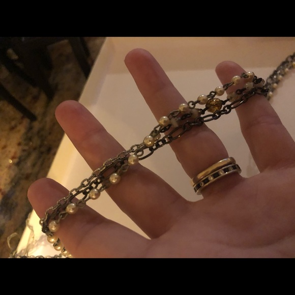 Long pearl necklace - Picture 3 of 3